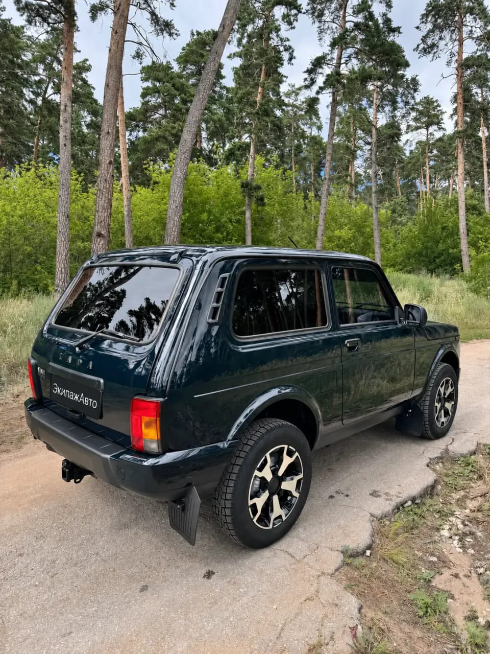 Lada Niva Legend 2024 года, задняя часть кузова